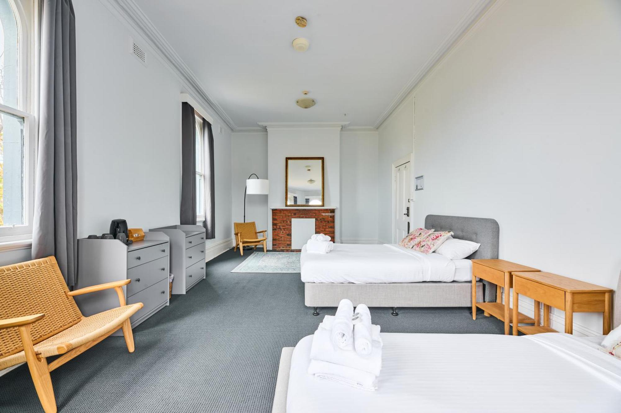 College Lawn Hotel Мельбурн Экстерьер фото
