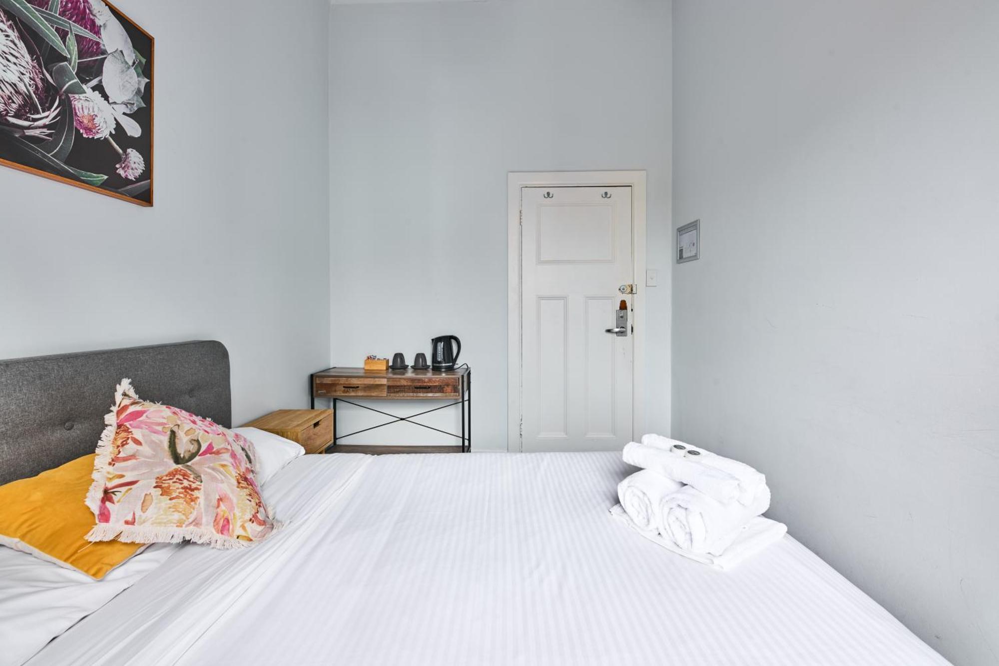 College Lawn Hotel Мельбурн Экстерьер фото
